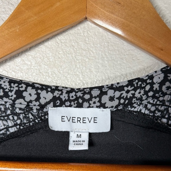 Evereve Petra Floral Blouse Medium L31 - Picture 8 of 9
